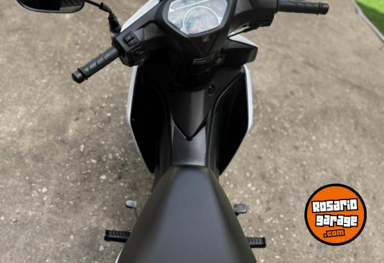 Motos - Honda Wave 2024 Nafta 6200Km - En Venta