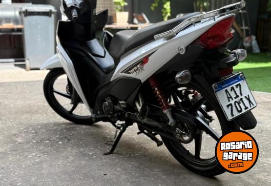 Motos - Honda Wave 2024 Nafta 6200Km - En Venta