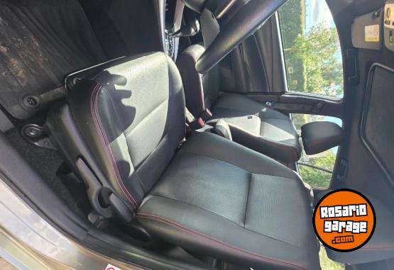 Autos - Toyota Yaris S 2019 Nafta 78700Km - En Venta