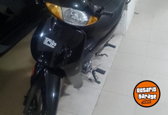 Motos - Guerrero Trip 2024 Nafta 8000Km - En Venta