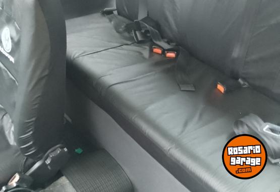 Autos - Volkswagen Gol power 2011 Nafta 75000Km - En Venta