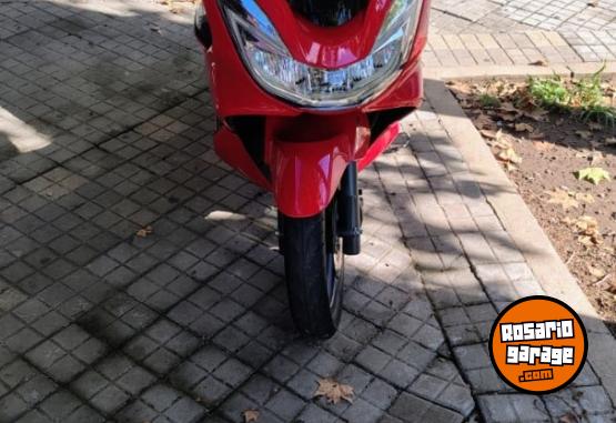 Motos - Honda PCX 150 2018 Nafta 13000Km - En Venta