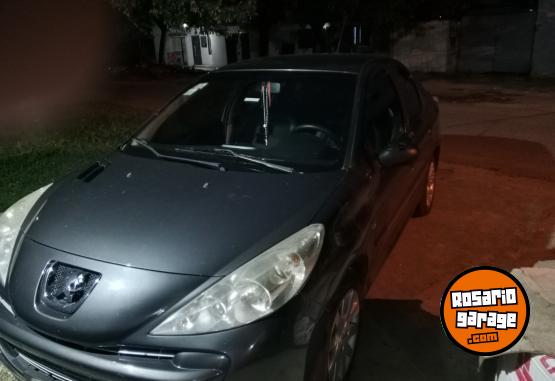 Autos - Peugeot 207 compat 2012 Nafta 155000Km - En Venta