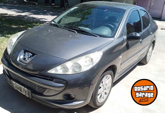 Autos - Peugeot 207 compat 2012 Nafta 155000Km - En Venta