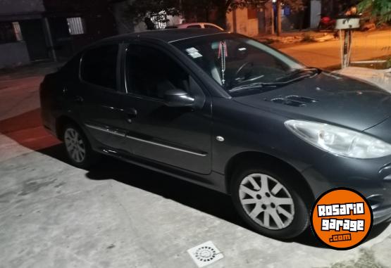 Autos - Peugeot 207 compat 2012 Nafta 155000Km - En Venta