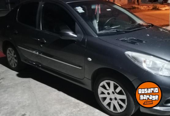 Autos - Peugeot 207 compat 2012 Nafta 155000Km - En Venta