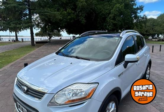 Camionetas - Ford Kuga 2.5 Titanium 4x4 2011 Nafta 198400Km - En Venta