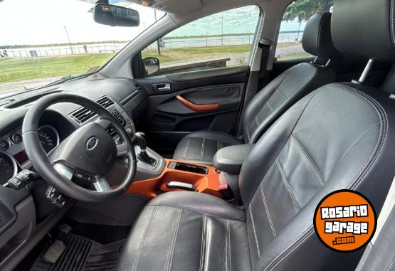 Camionetas - Ford Kuga 2.5 Titanium 4x4 2011 Nafta 198400Km - En Venta