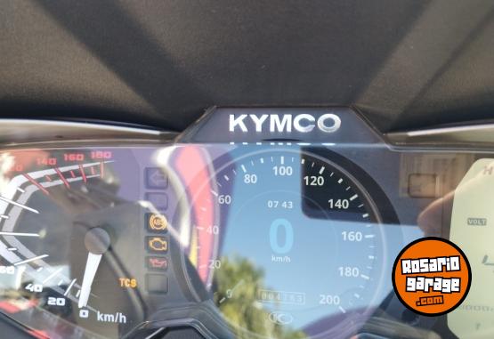 Motos - Kymco DOWNTOWN 350 I TCS 2024 Nafta 4785Km - En Venta