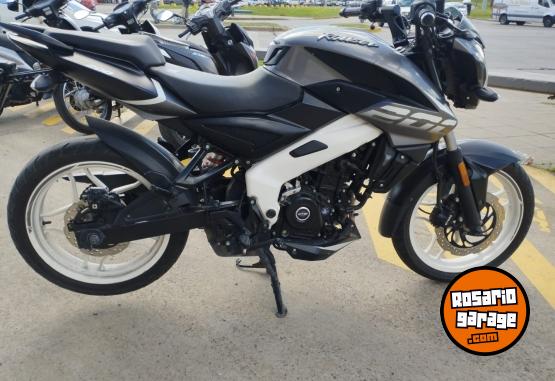 Motos - Bajaj NS200 2022 Nafta 20510Km - En Venta