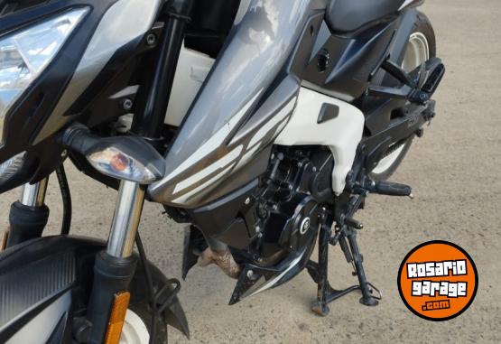 Motos - Bajaj NS200 2022 Nafta 20510Km - En Venta