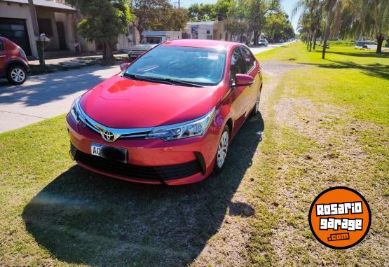 Autos - Toyota Corolla XLI  M 6ta. 2018 Nafta 101000Km - En Venta