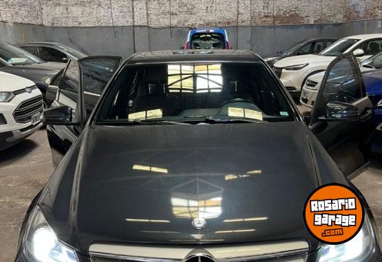 Autos - Mercedes Benz C250 2012 Nafta 106000Km - En Venta