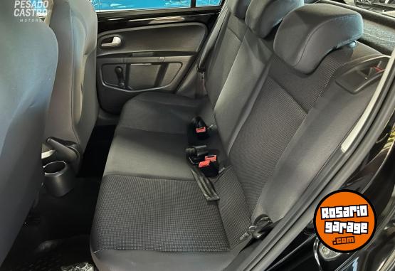 Autos - Volkswagen Up! High 5Ptas 2017 Nafta 54000Km - En Venta