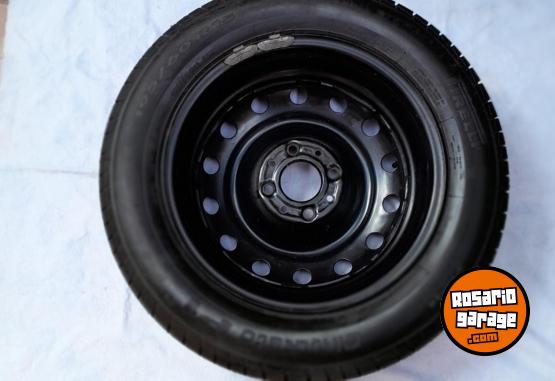 Accesorios para Autos - Cubierta pirelli cinturato p1 - En Venta