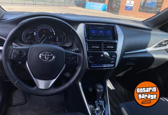 Autos - Toyota YARIS 2021 Nafta 48000Km - En Venta
