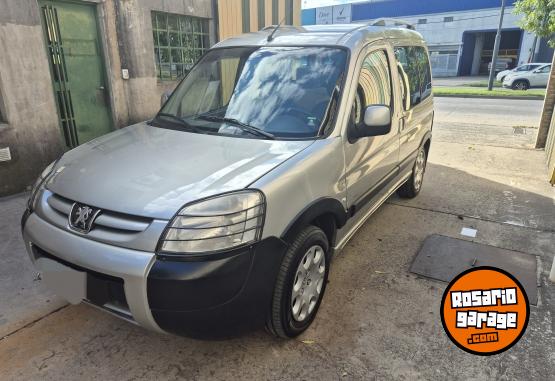 Utilitarios - Peugeot partner patagonica 2013 GNC 180000Km - En Venta