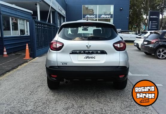 Autos - Renault Captur 1.6 Life 2021 Nafta 56789Km - En Venta