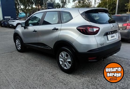 Autos - Renault Captur 1.6 Life 2021 Nafta 56789Km - En Venta