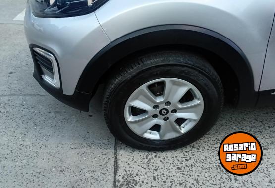 Autos - Renault Captur 1.6 Life 2021 Nafta 56789Km - En Venta