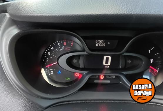 Autos - Renault Captur 1.6 Life 2021 Nafta 56789Km - En Venta