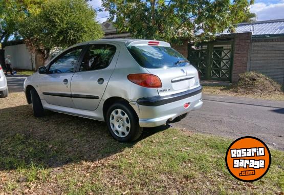 Autos - Peugeot 206 2004 Nafta 11111Km - En Venta