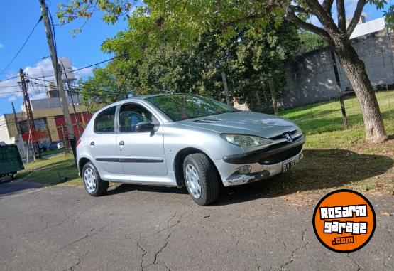 Autos - Peugeot 206 2004 Nafta 11111Km - En Venta