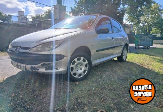 Autos - Peugeot 206 2004 Nafta 11111Km - En Venta