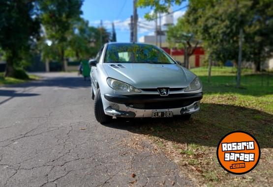 Autos - Peugeot 206 2004 Nafta 11111Km - En Venta