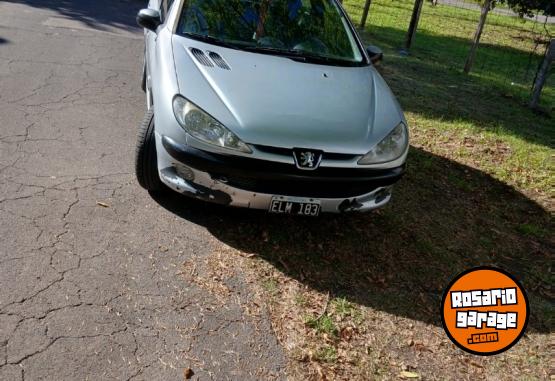 Autos - Peugeot 206 2004 Nafta 11111Km - En Venta