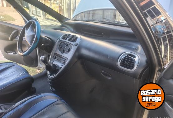 Autos - Citroen Sara picaso 2009 Nafta 113000Km - En Venta