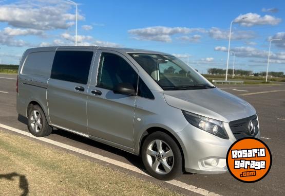 Autos - Mercedes Benz Vito 1.6, furg�n mixto 2021 Diesel 59000Km - En Venta