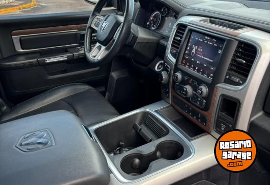 Camionetas - RAM 1500 Laramie 2023 Nafta 82000Km - En Venta