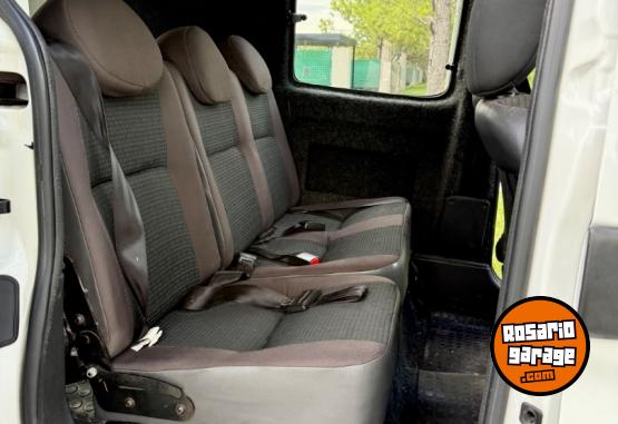 Utilitarios - Citroen Berlingo 2019 Diesel 180000Km - En Venta