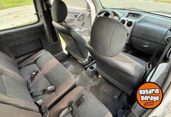 Utilitarios - Citroen Berlingo 2019 Diesel 180000Km - En Venta