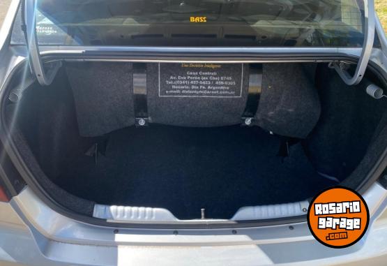 Autos - Volkswagen Voyage 2014 GNC 149000Km - En Venta