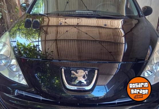 Autos - Peugeot 2011 2011 Nafta 151000Km - En Venta