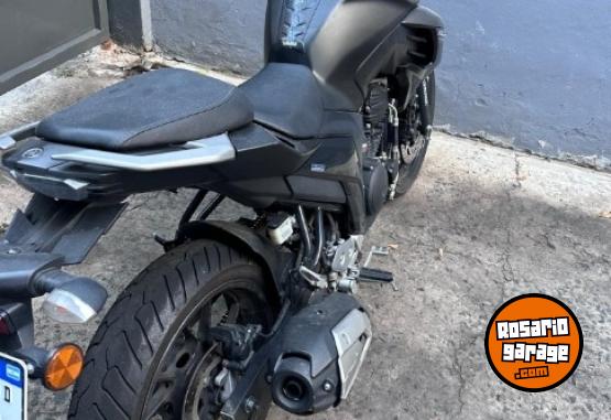 Motos - Yamaha YAHAMA 2021 Nafta 23000Km - En Venta