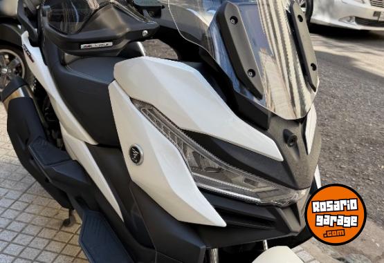 Motos - Voge sr4 max 2023 Nafta 9000Km - En Venta