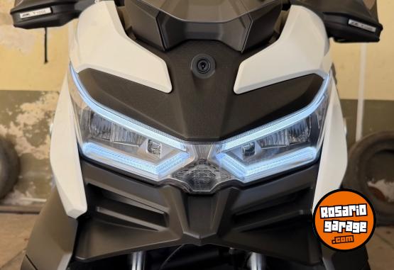 Motos - Voge sr4 max 2023 Nafta 9000Km - En Venta