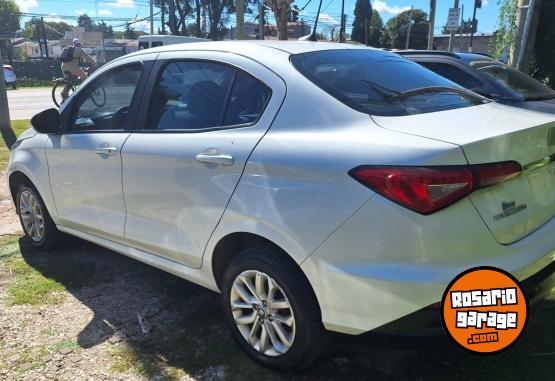 Autos - Fiat Cronos 1.3 Drive 2021 GNC 140000Km - En Venta