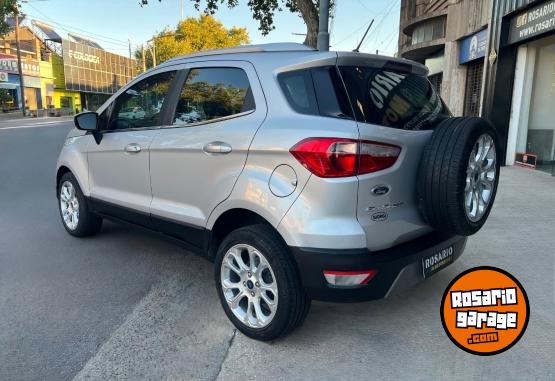 Autos - Ford Ecosport Titanium 2021 Nafta 83000Km - En Venta
