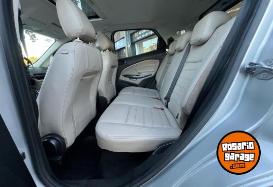 Autos - Ford Ecosport Titanium 2021 Nafta 83000Km - En Venta