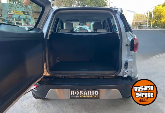 Autos - Ford Ecosport Titanium 2021 Nafta 83000Km - En Venta