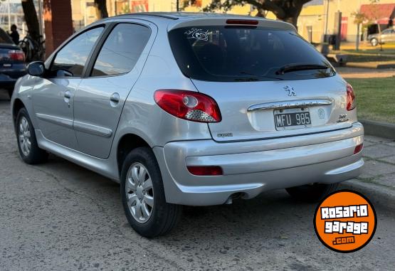 Autos - Peugeot 207 COMPACT ALLURE 2013 Nafta 127000Km - En Venta
