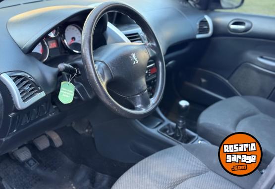 Autos - Peugeot 207 COMPACT ALLURE 2013 Nafta 127000Km - En Venta