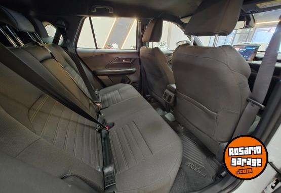 Autos - Toyota YARIS CROSS XLI CVT 0 KM 2026 Nafta 0Km - En Venta