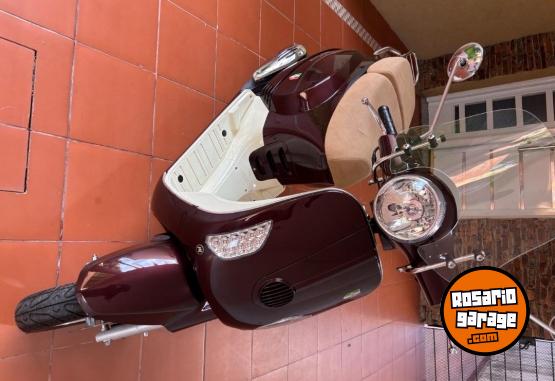 Motos - Motomel Strato Euro 150 2021 Nafta 3000Km - En Venta