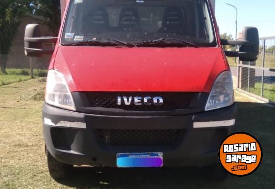 Camiones y Grúas - Vendo Usado - En Venta