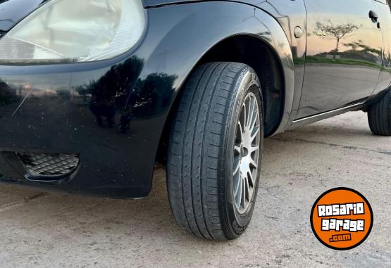 Autos - Ford Ka Viral 1.0 2007 Nafta 175000Km - En Venta